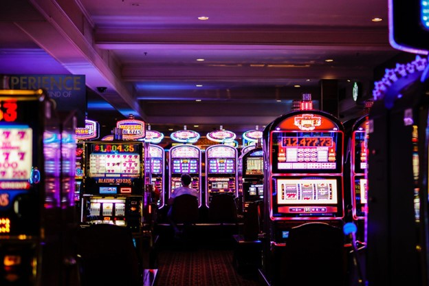 Alt: Land-based casino